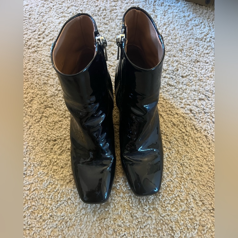 Loq Lazaro Black Patent Leather Ankle Boots